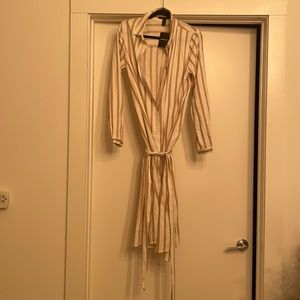 Forever 21 woven dress with waist tie